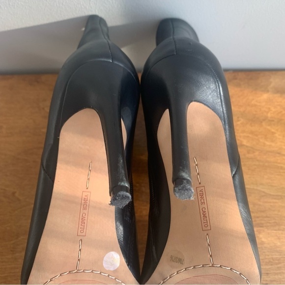 Vince CAMUTO Feninda Black Leather Point Toe Stiletto Bootie - Picture 7 of 16